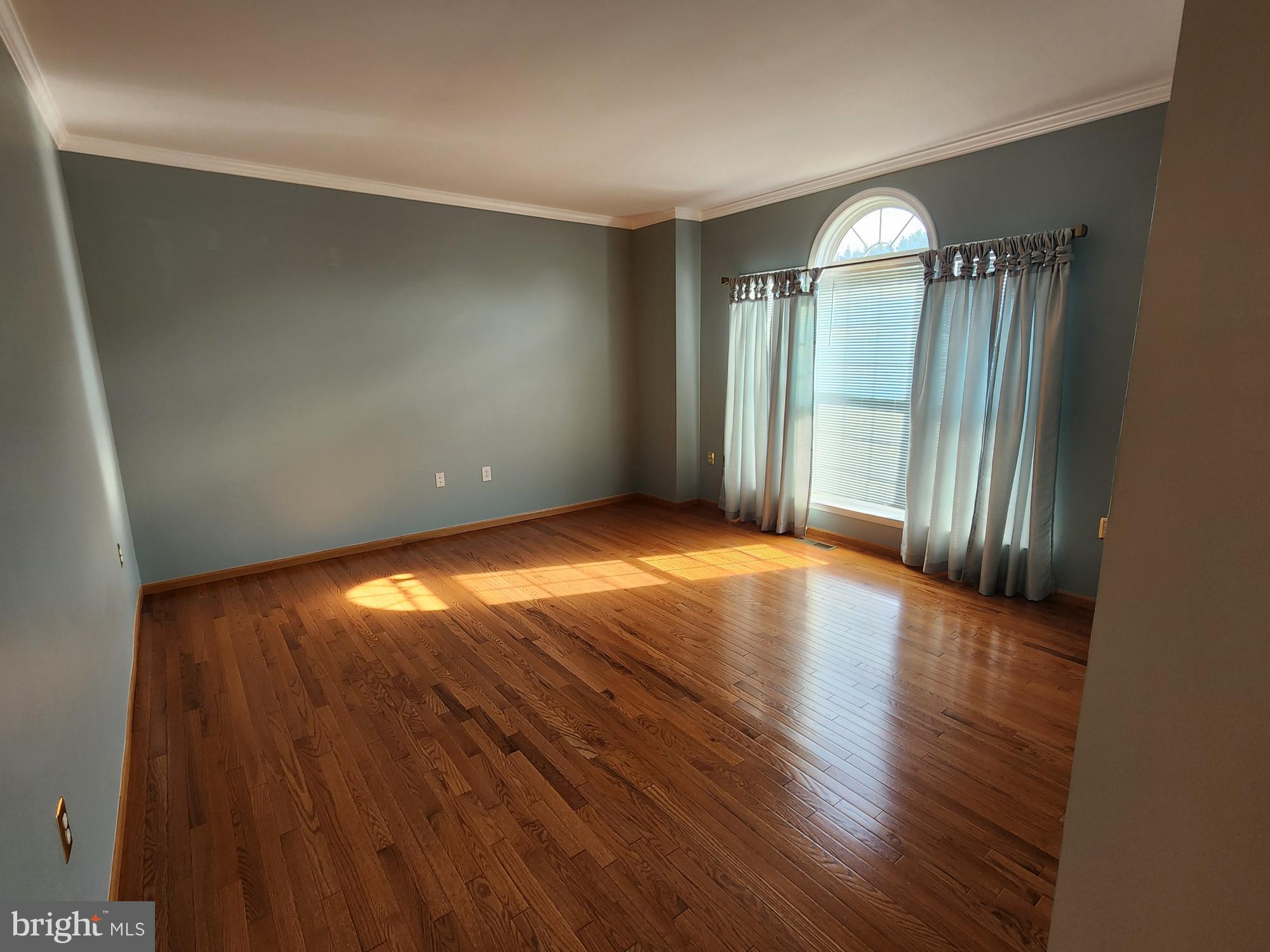 LAUREL RIDGE - Residential