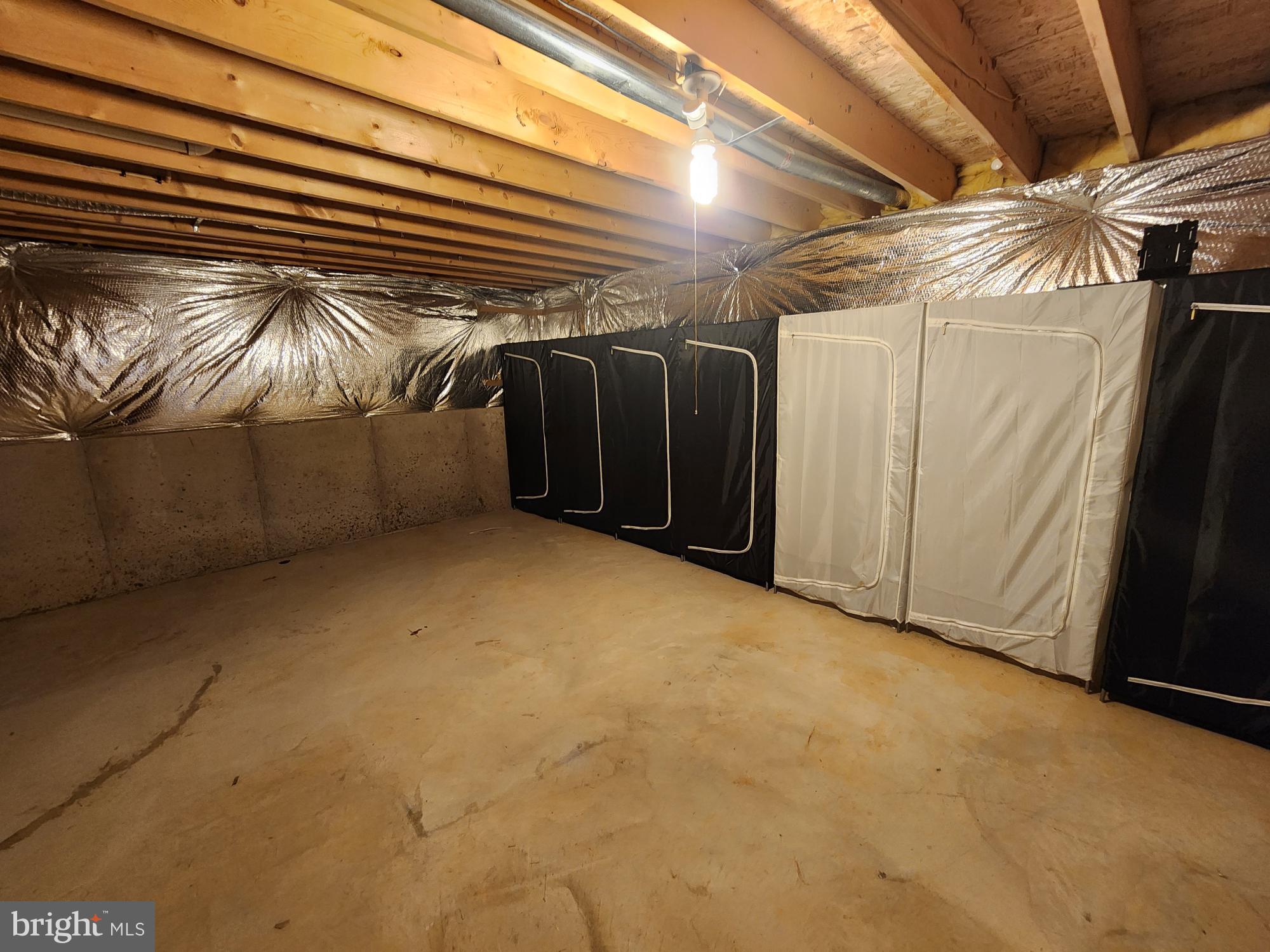 LAUREL RIDGE - Residential