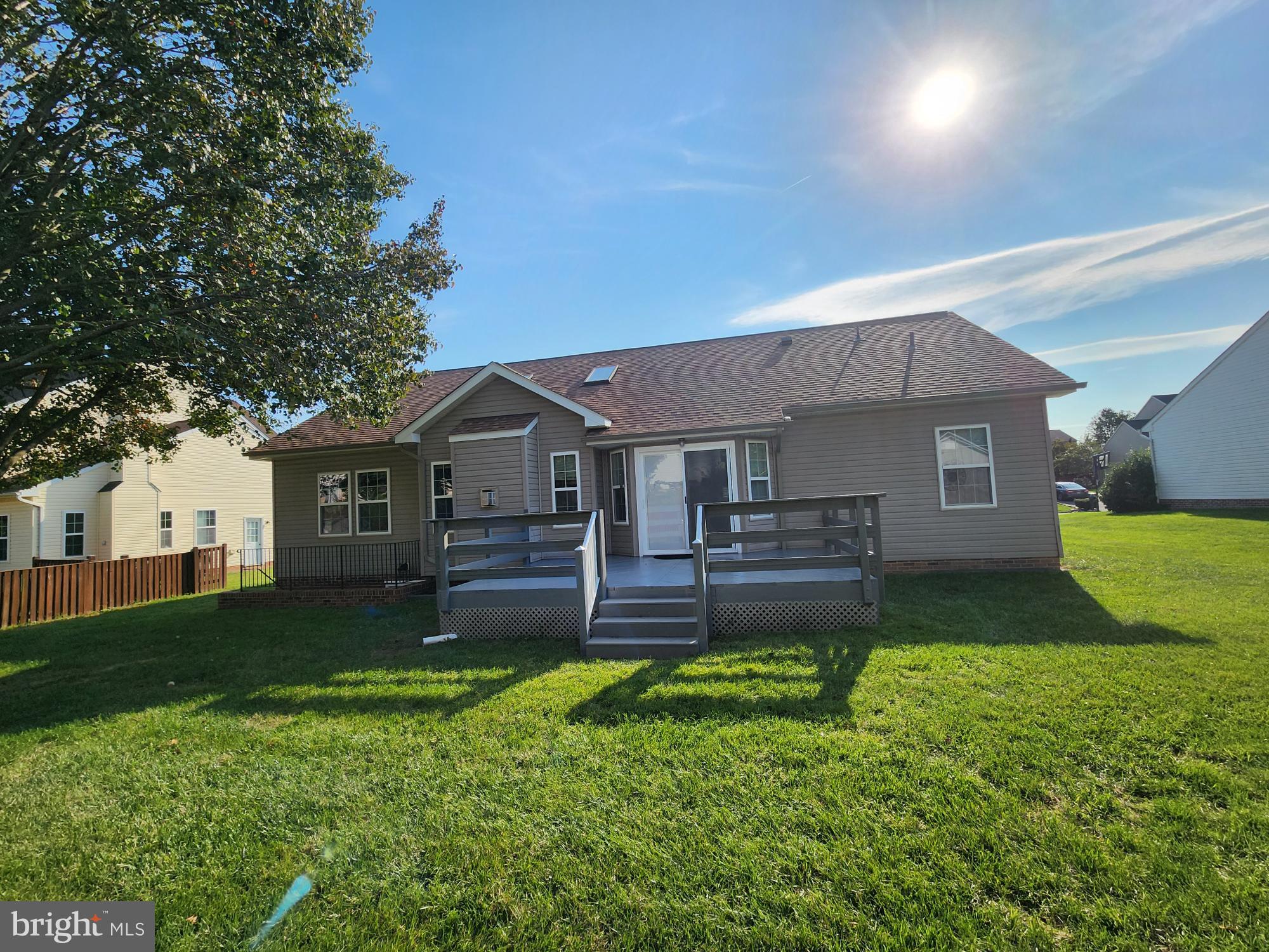 LAUREL RIDGE - Residential