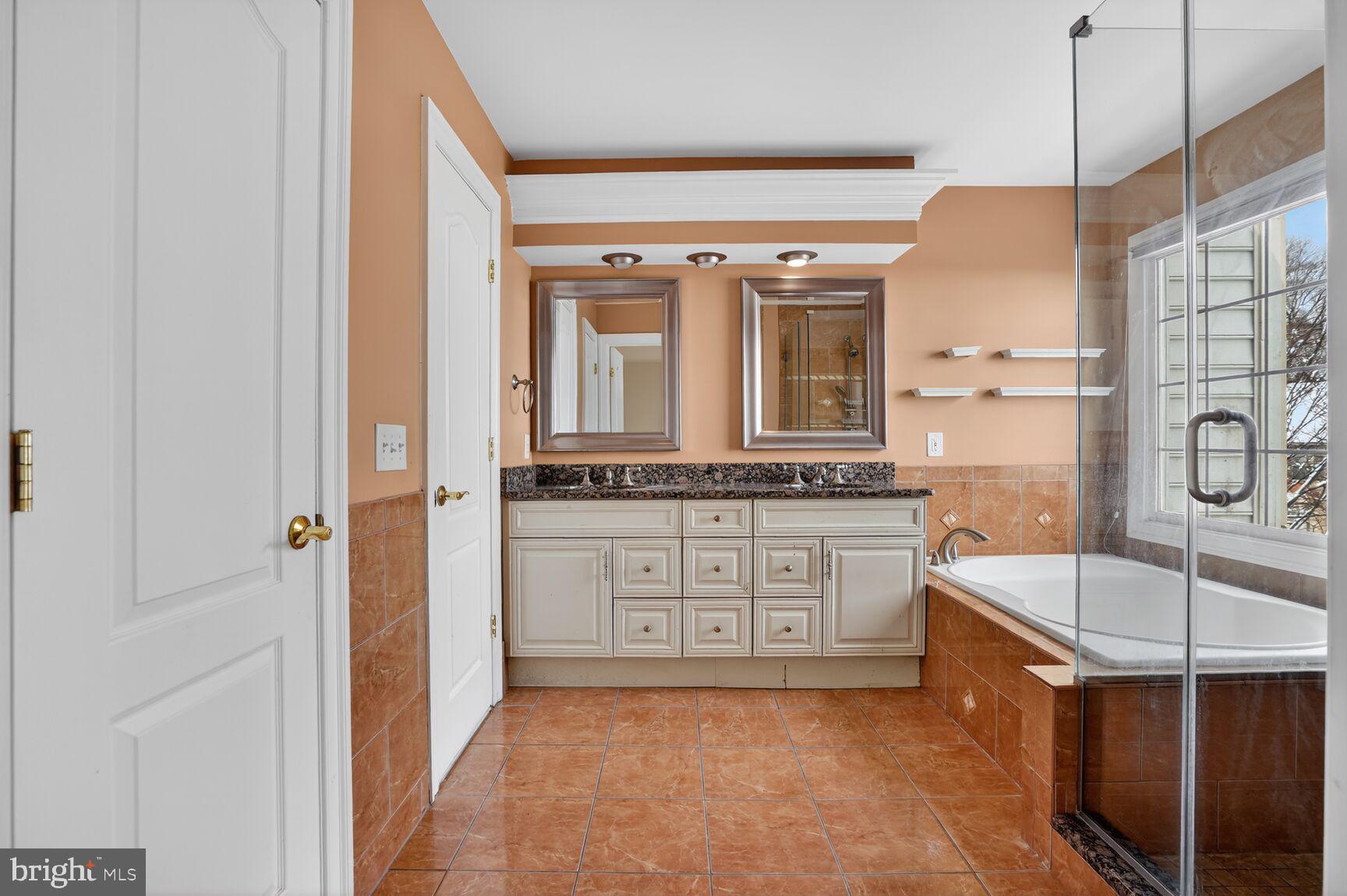 VIRGINIA CENTER - Residential