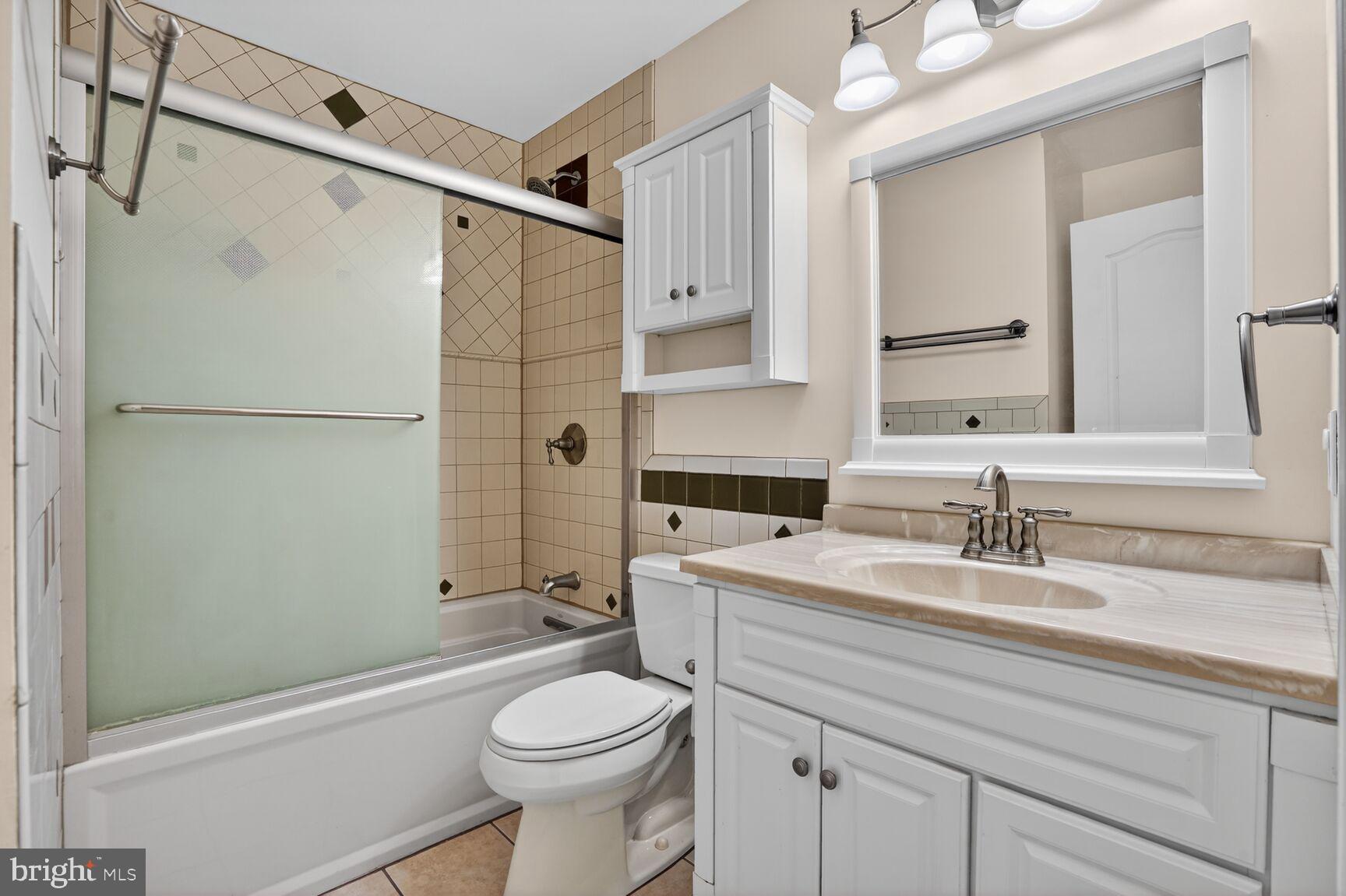 VIRGINIA CENTER - Residential