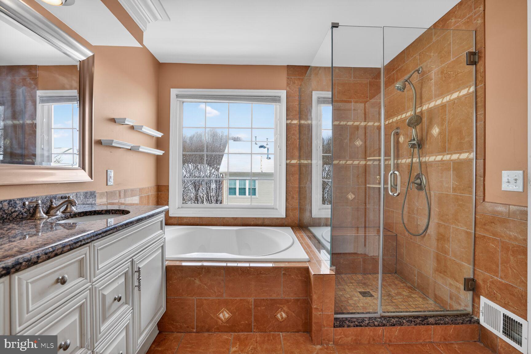 VIRGINIA CENTER - Residential