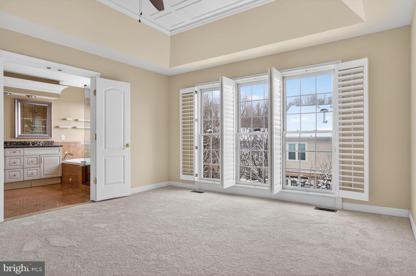 VIRGINIA CENTER - Residential