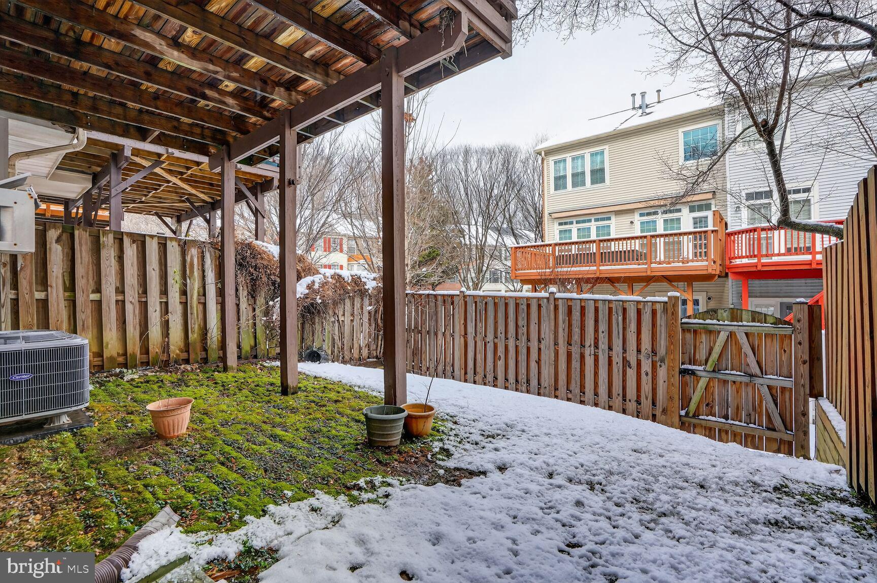 VIRGINIA CENTER - Residential