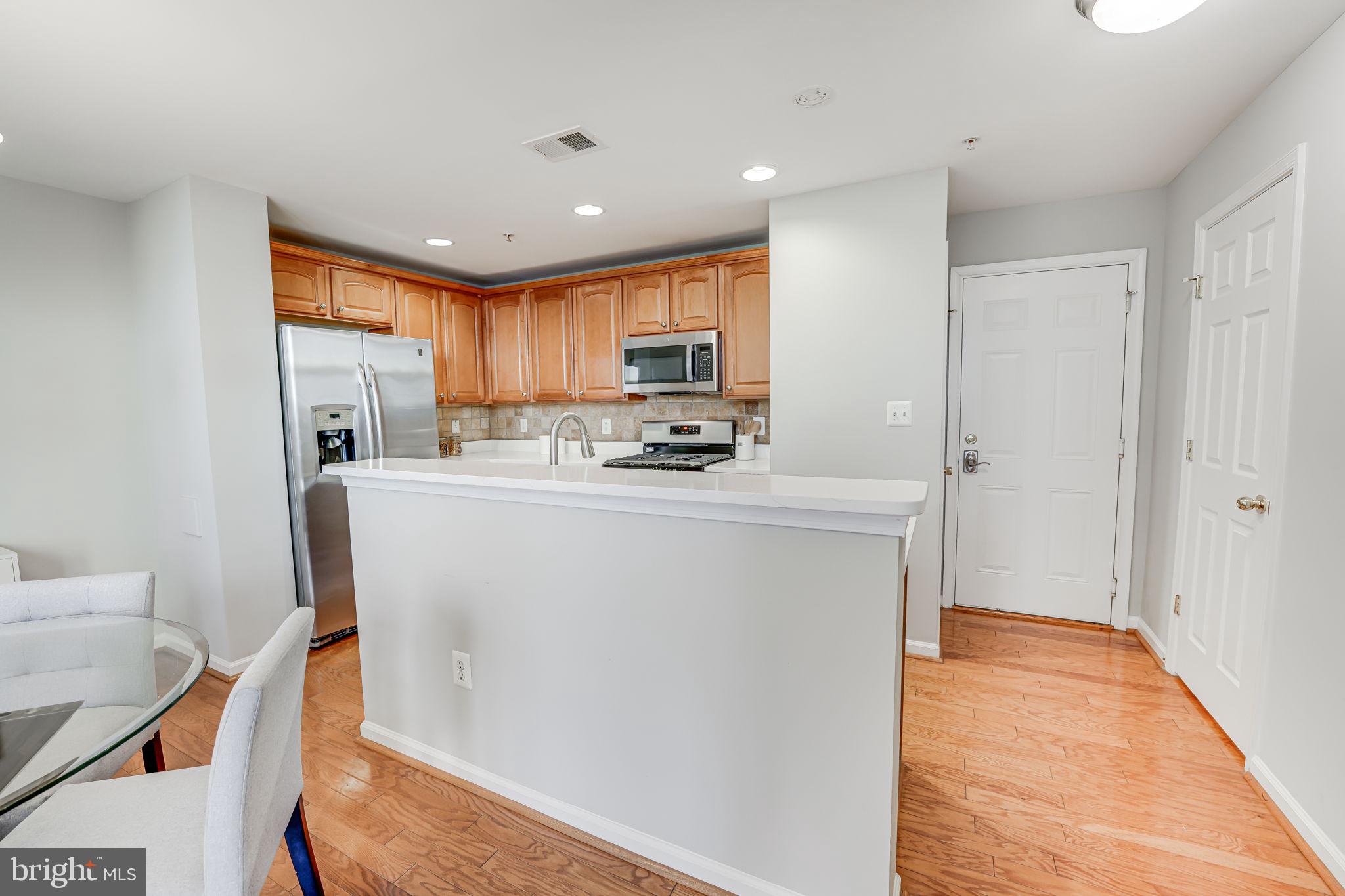 EAST MARKET AT FAIR LAKE - Residential
