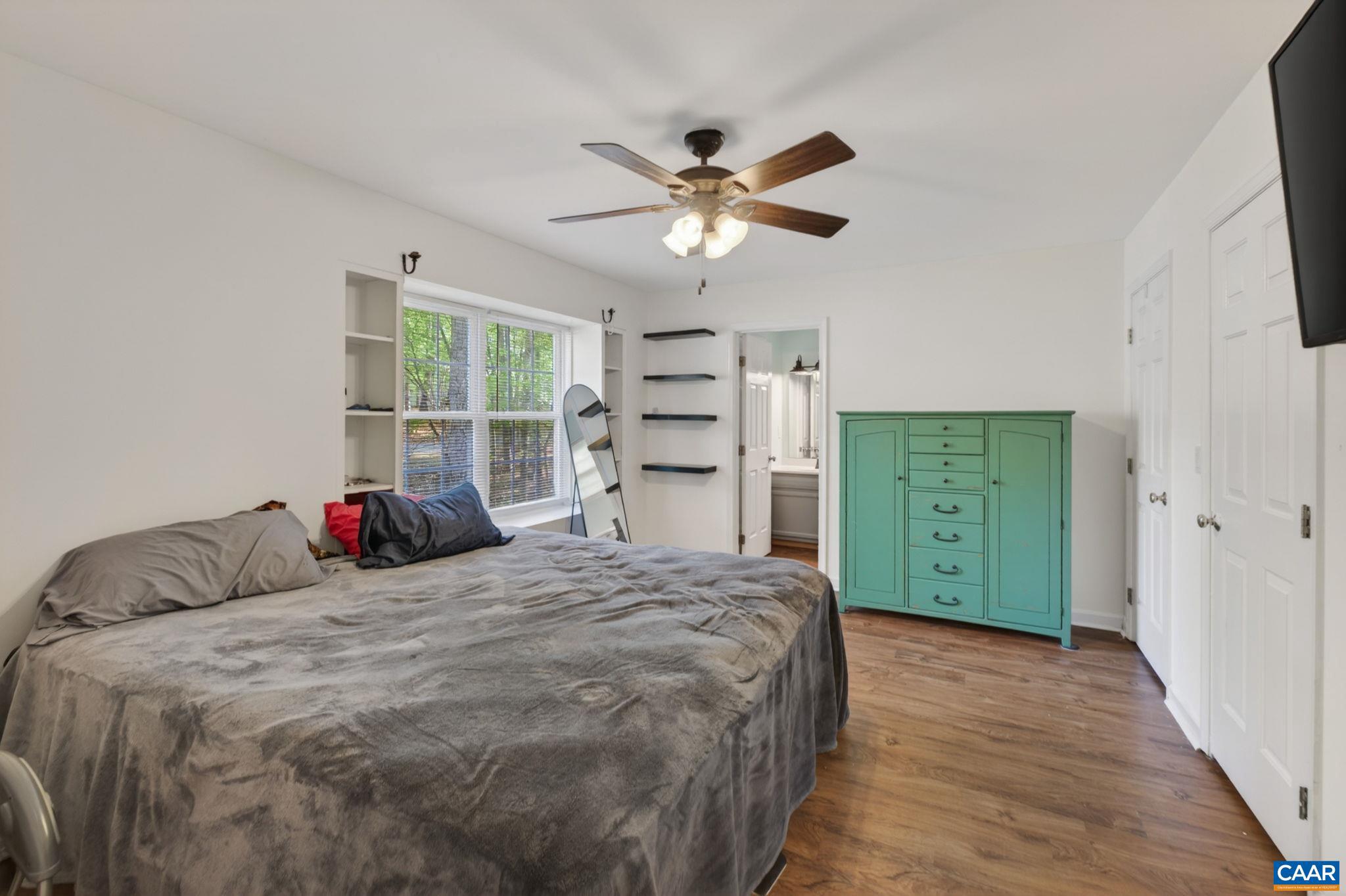 LAKE MONTICELLO - Residential