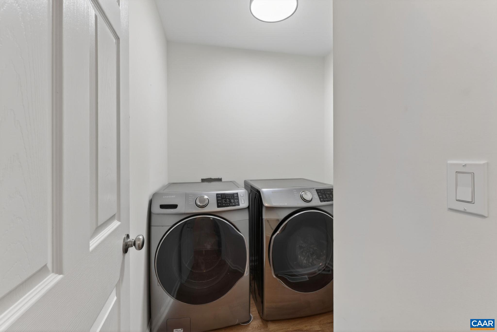 LAKE MONTICELLO - Residential