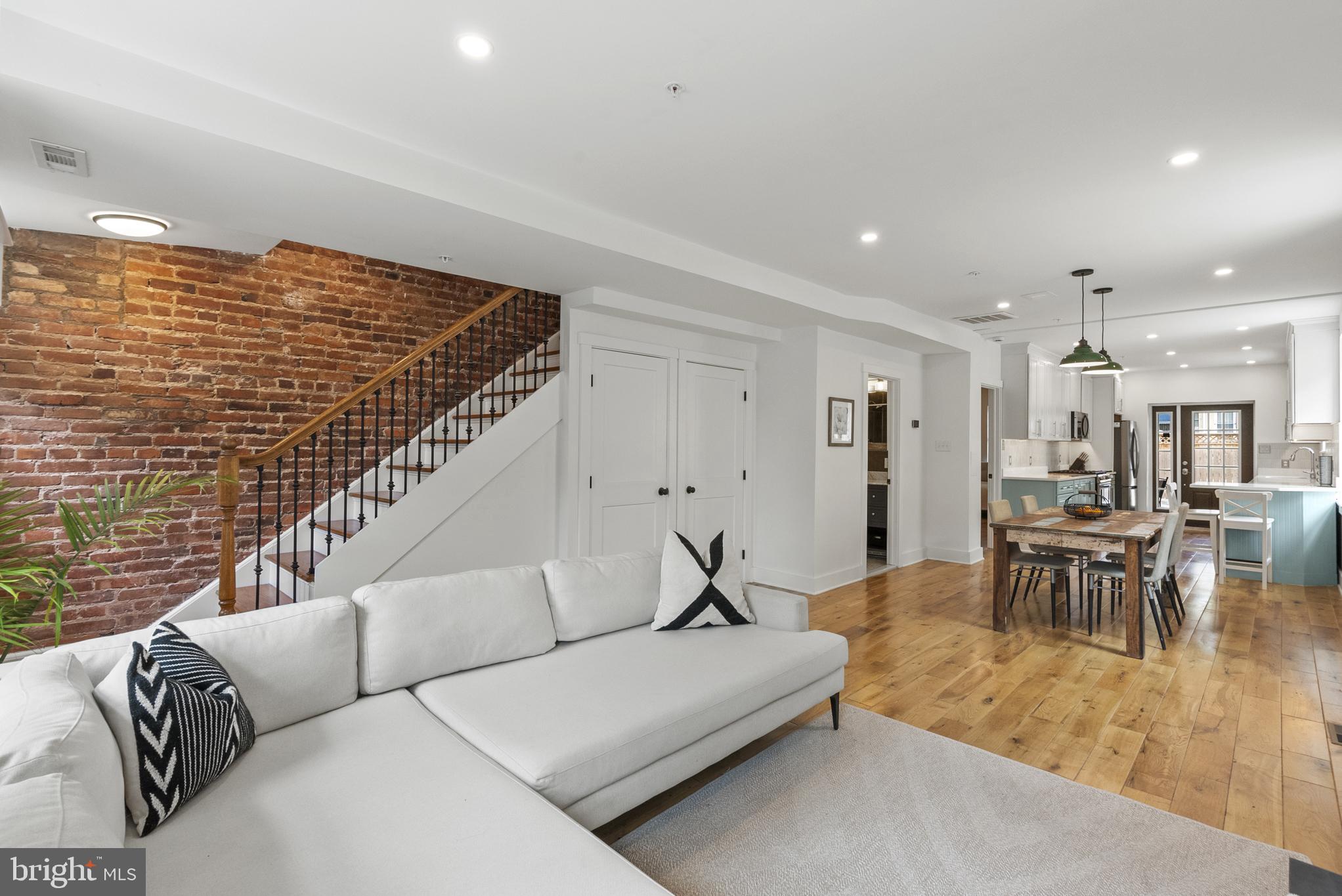 119 BATES STREET NW