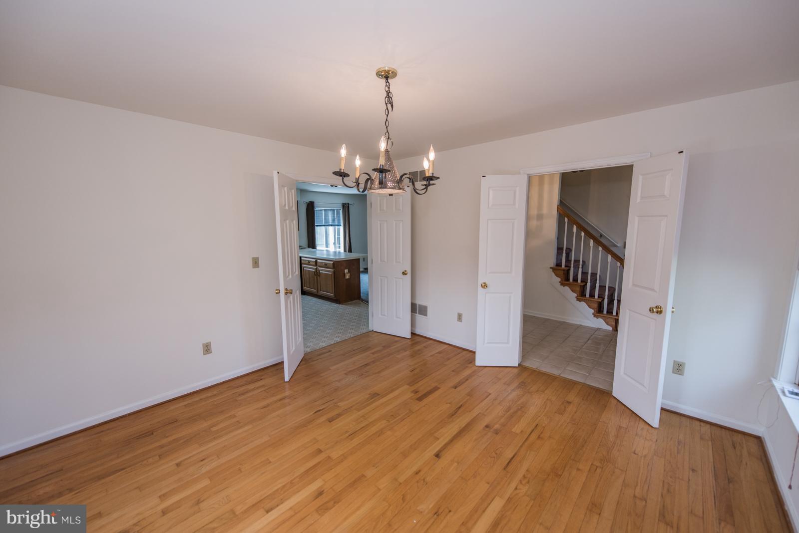 GLENDALE ESTATES - Residential