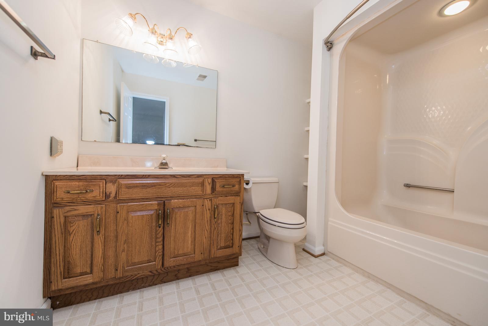 GLENDALE ESTATES - Residential