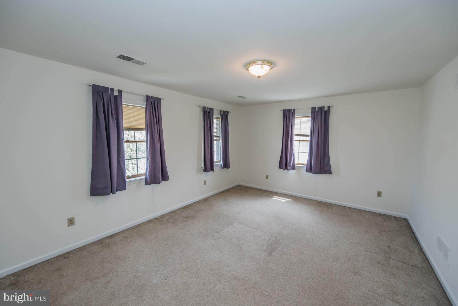 GLENDALE ESTATES - Residential