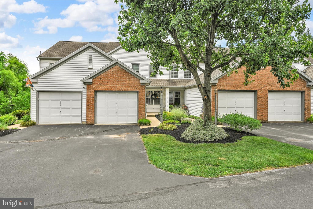 Photo of 124 Teal Terrace, LANCASTER, PA 17601 (MLS # PALA2089218)