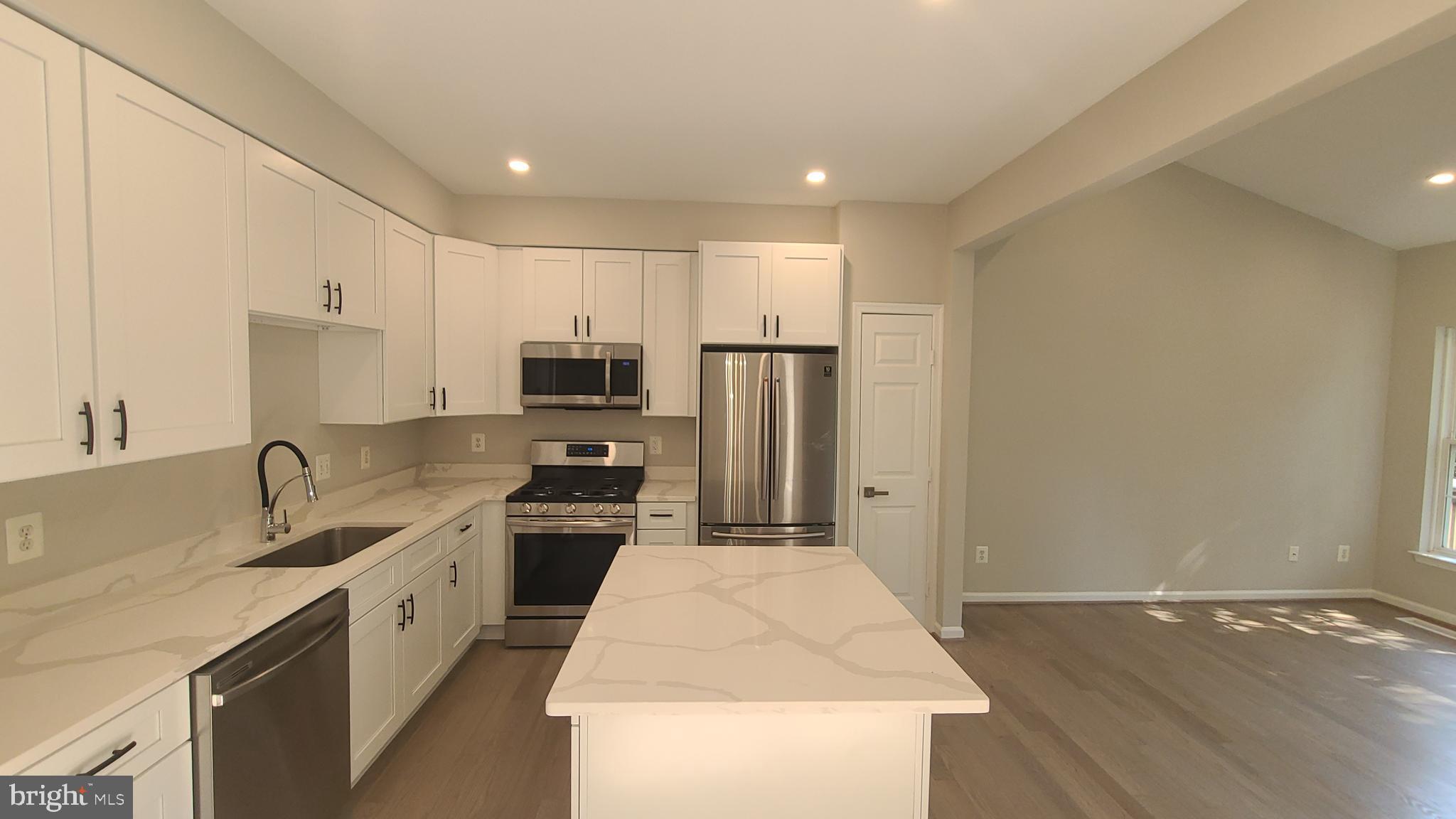 VILLAGES AT SAYBROOKE - Residential Lease