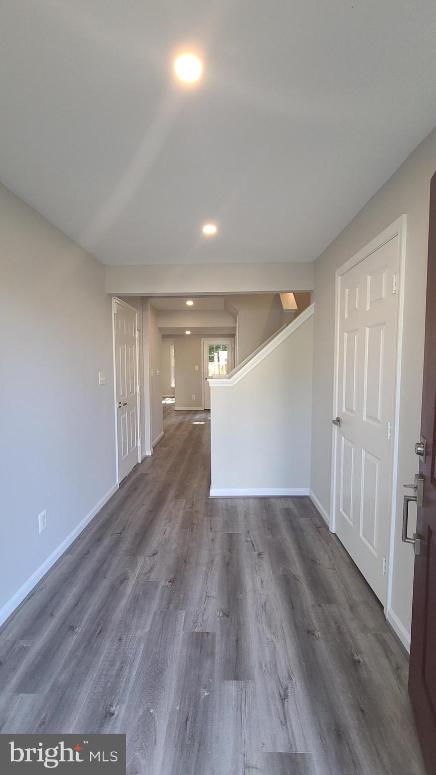 VILLAGES AT SAYBROOKE - Residential Lease