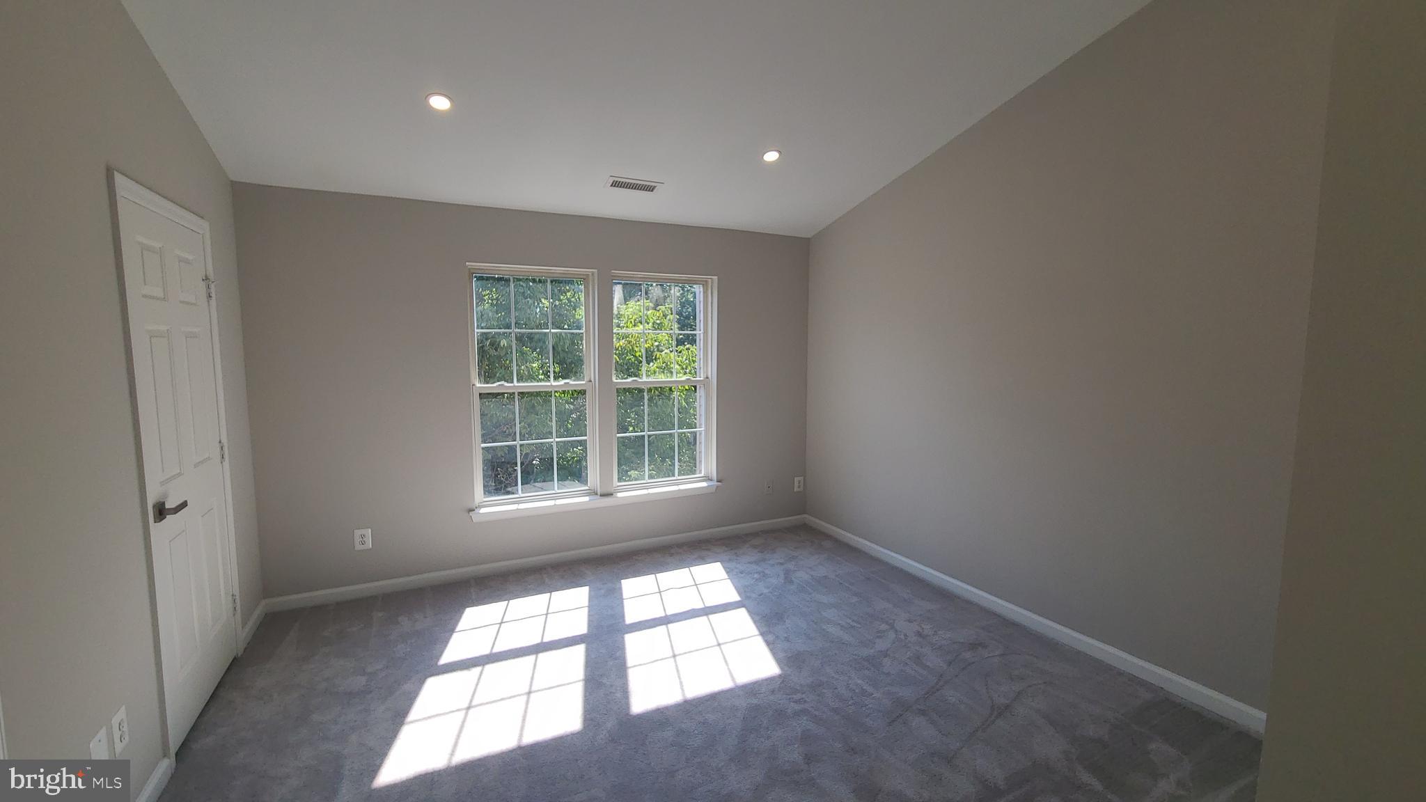 VILLAGES AT SAYBROOKE - Residential Lease