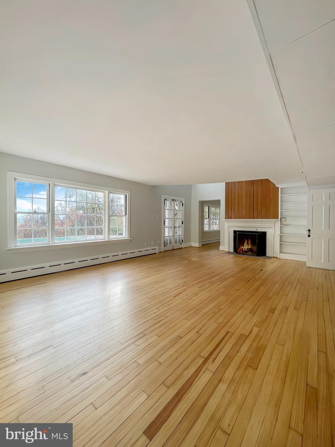 BELMONT BAY - Residential Lease