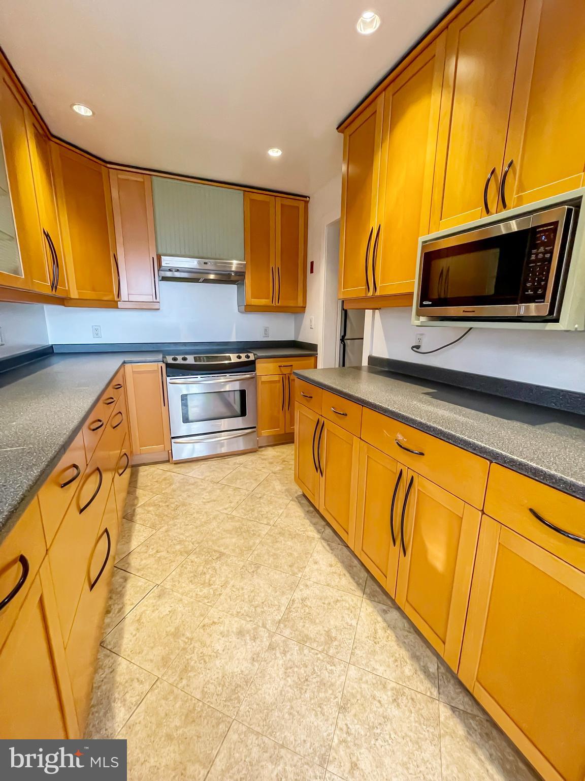 BELMONT BAY - Residential Lease