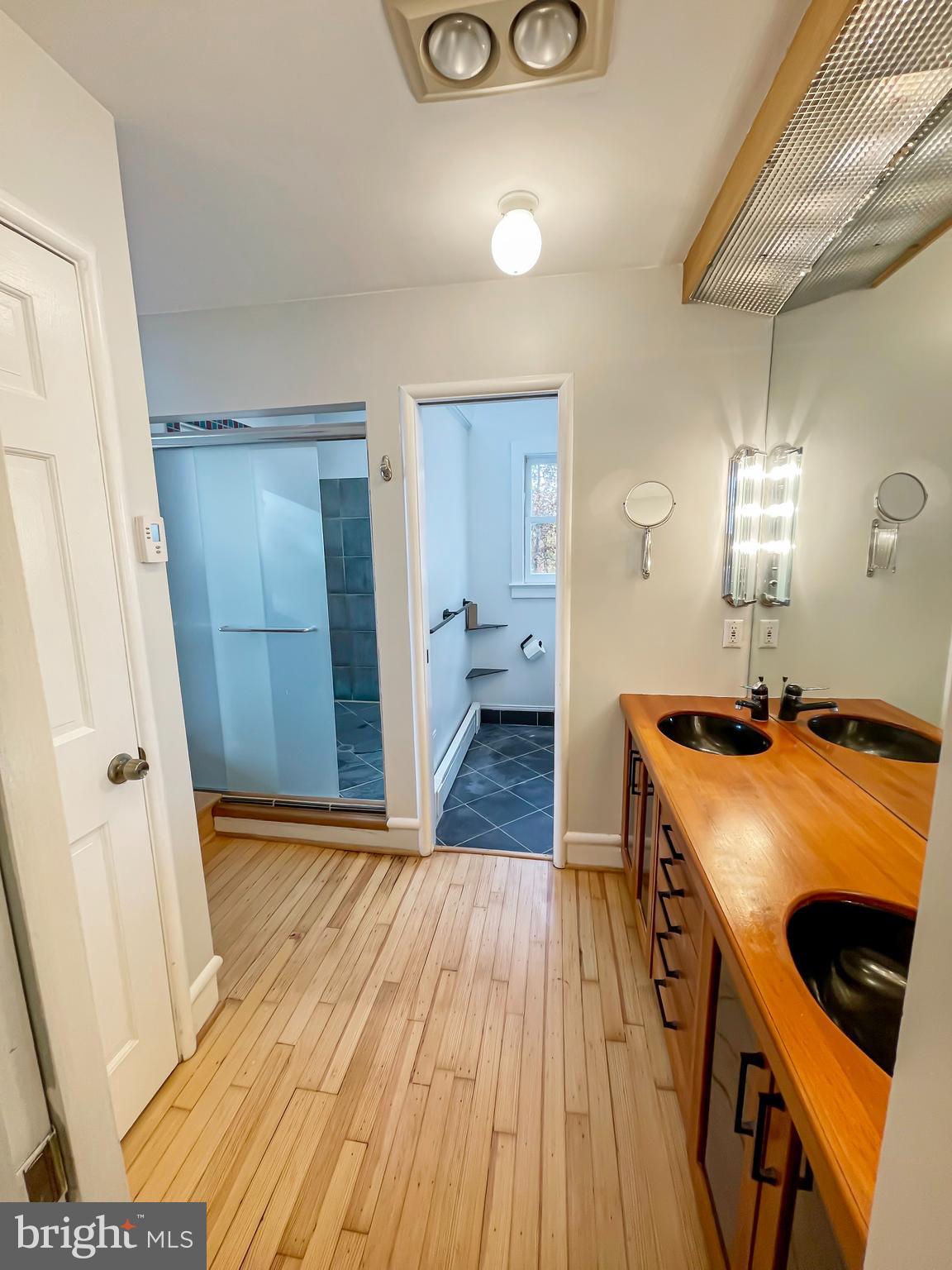 BELMONT BAY - Residential Lease