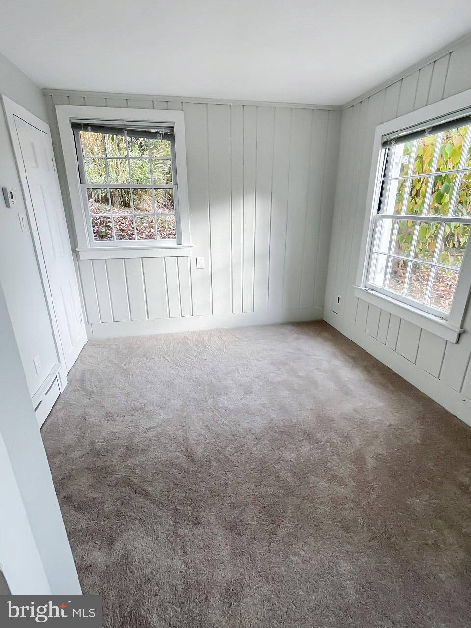 BELMONT BAY - Residential Lease