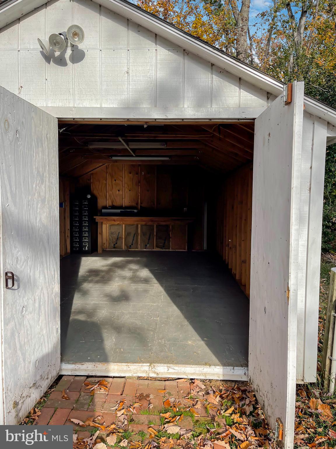 BELMONT BAY - Residential Lease