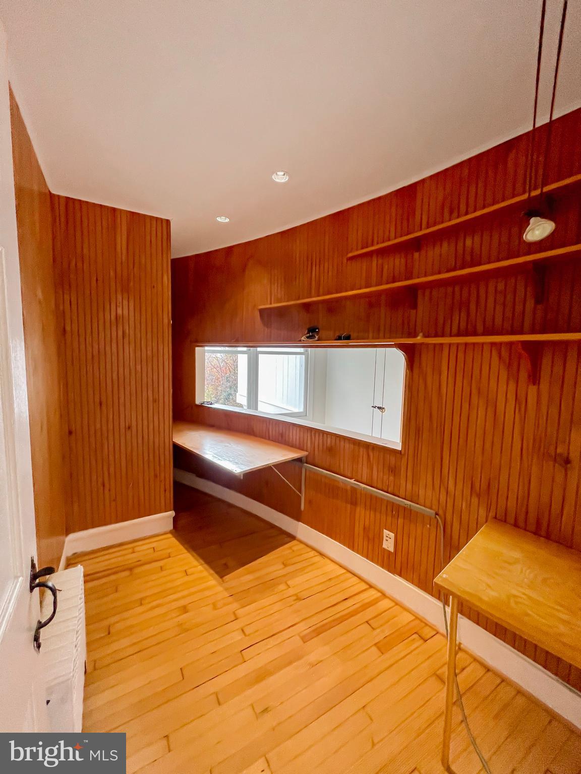 BELMONT BAY - Residential Lease