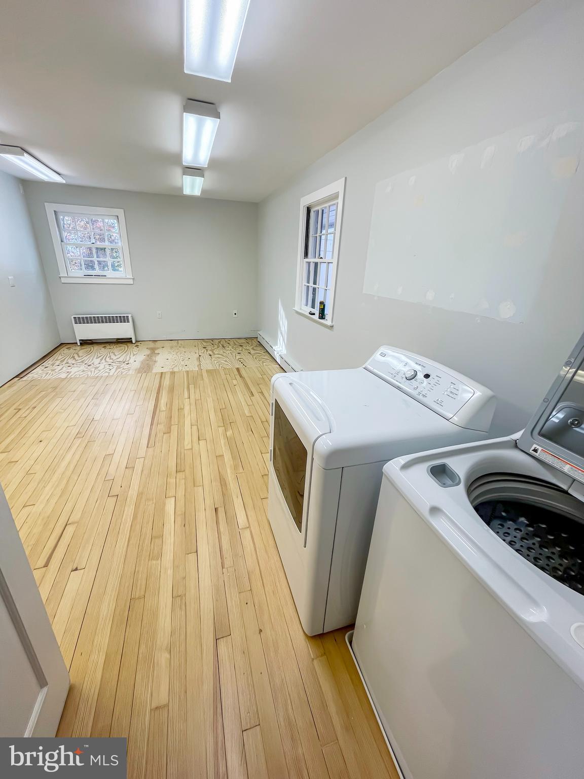 BELMONT BAY - Residential Lease