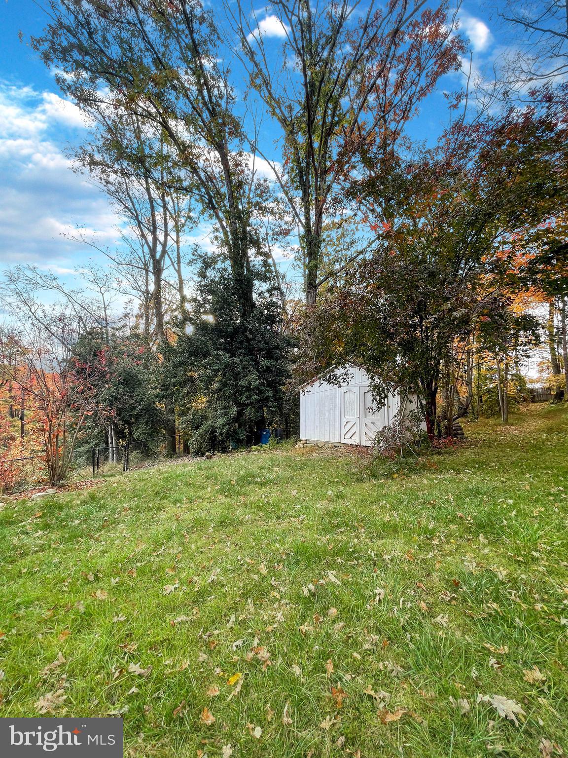 BELMONT BAY - Residential Lease