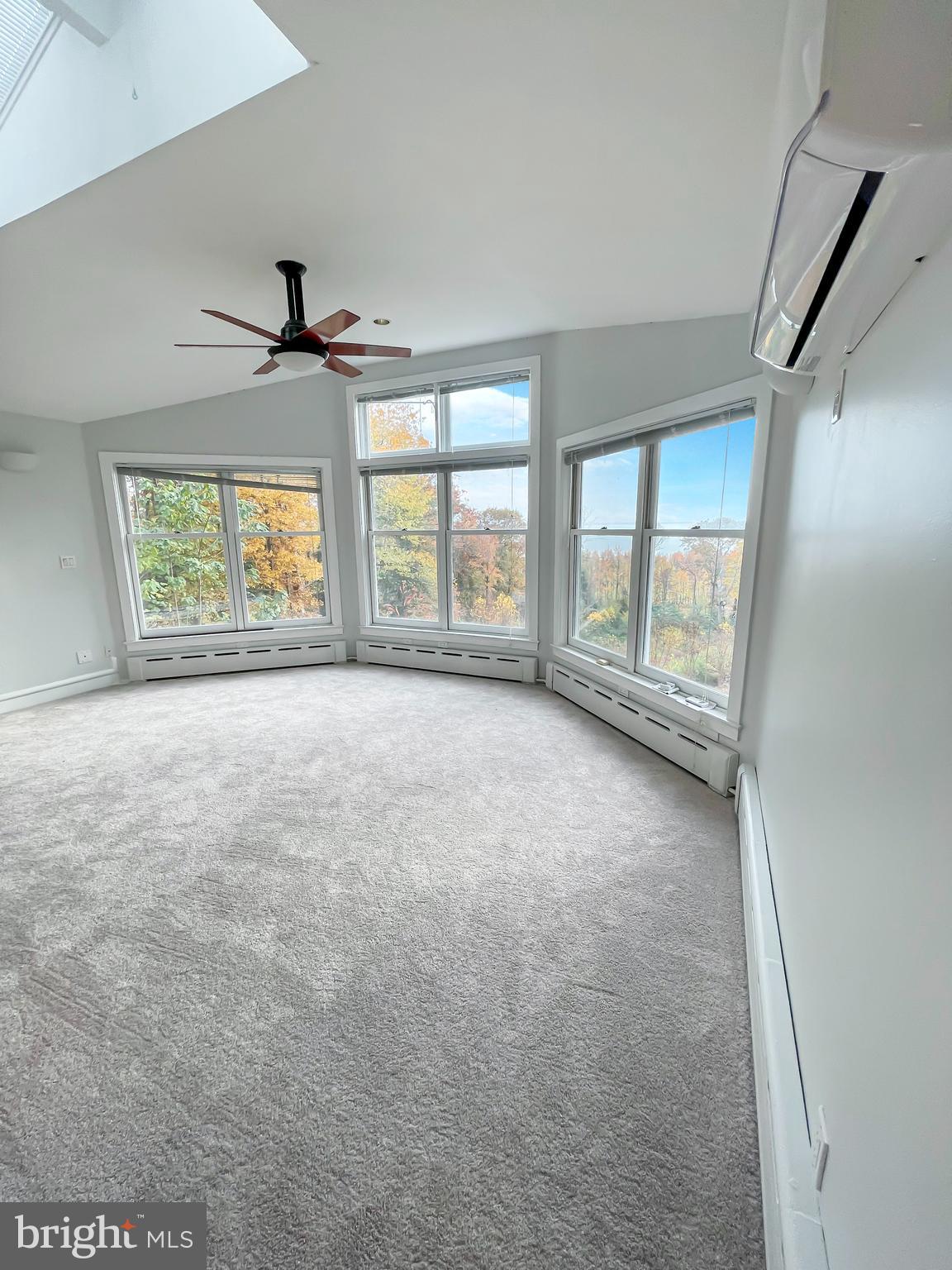 BELMONT BAY - Residential Lease