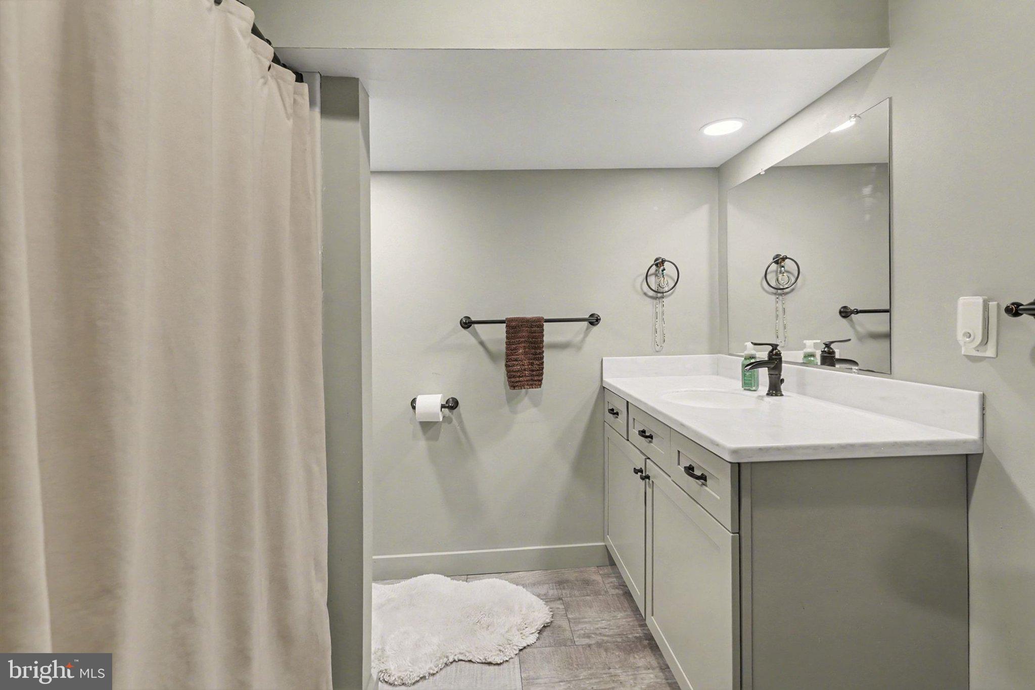 EAST PENNSBORO - Residential