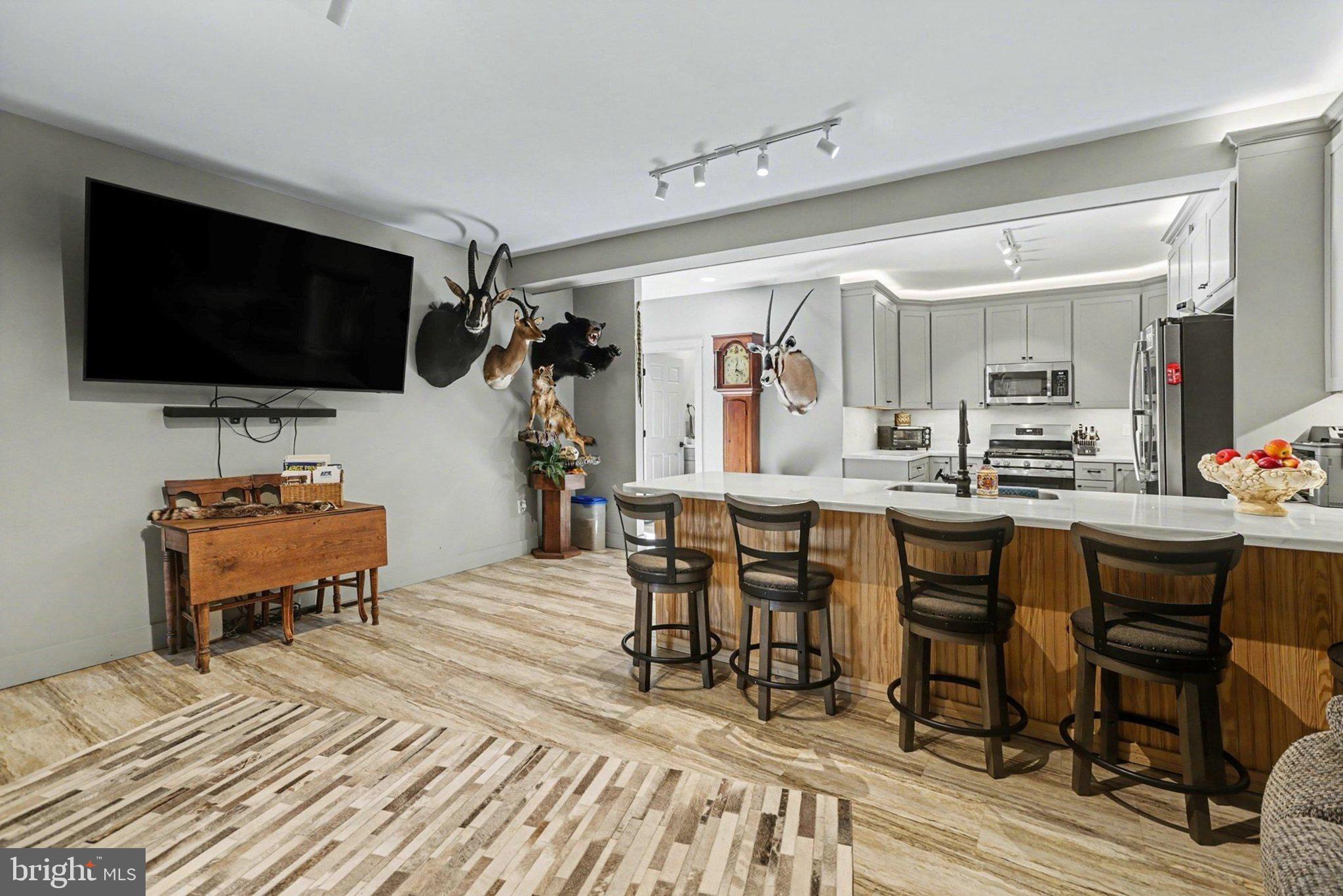 EAST PENNSBORO - Residential