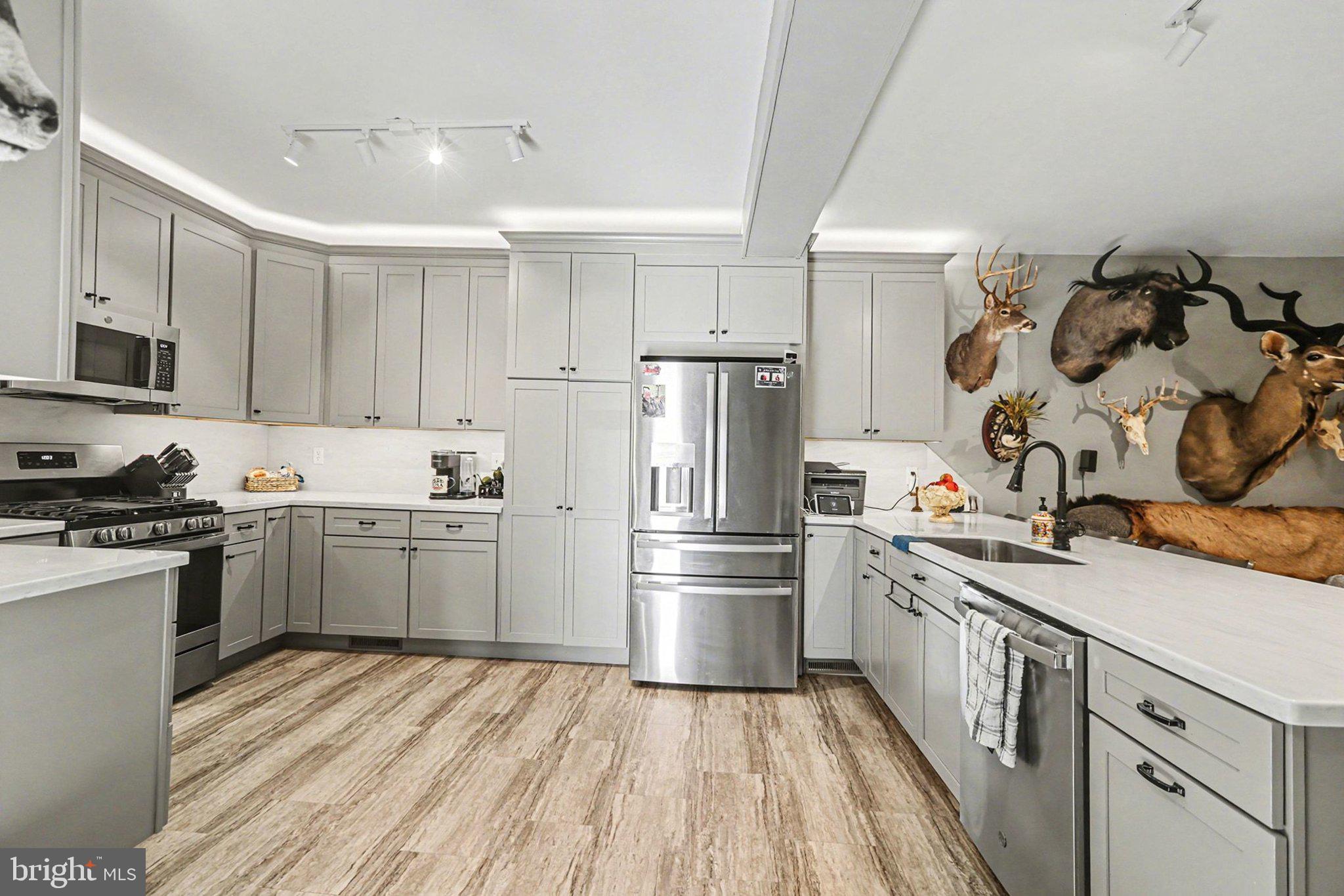 EAST PENNSBORO - Residential