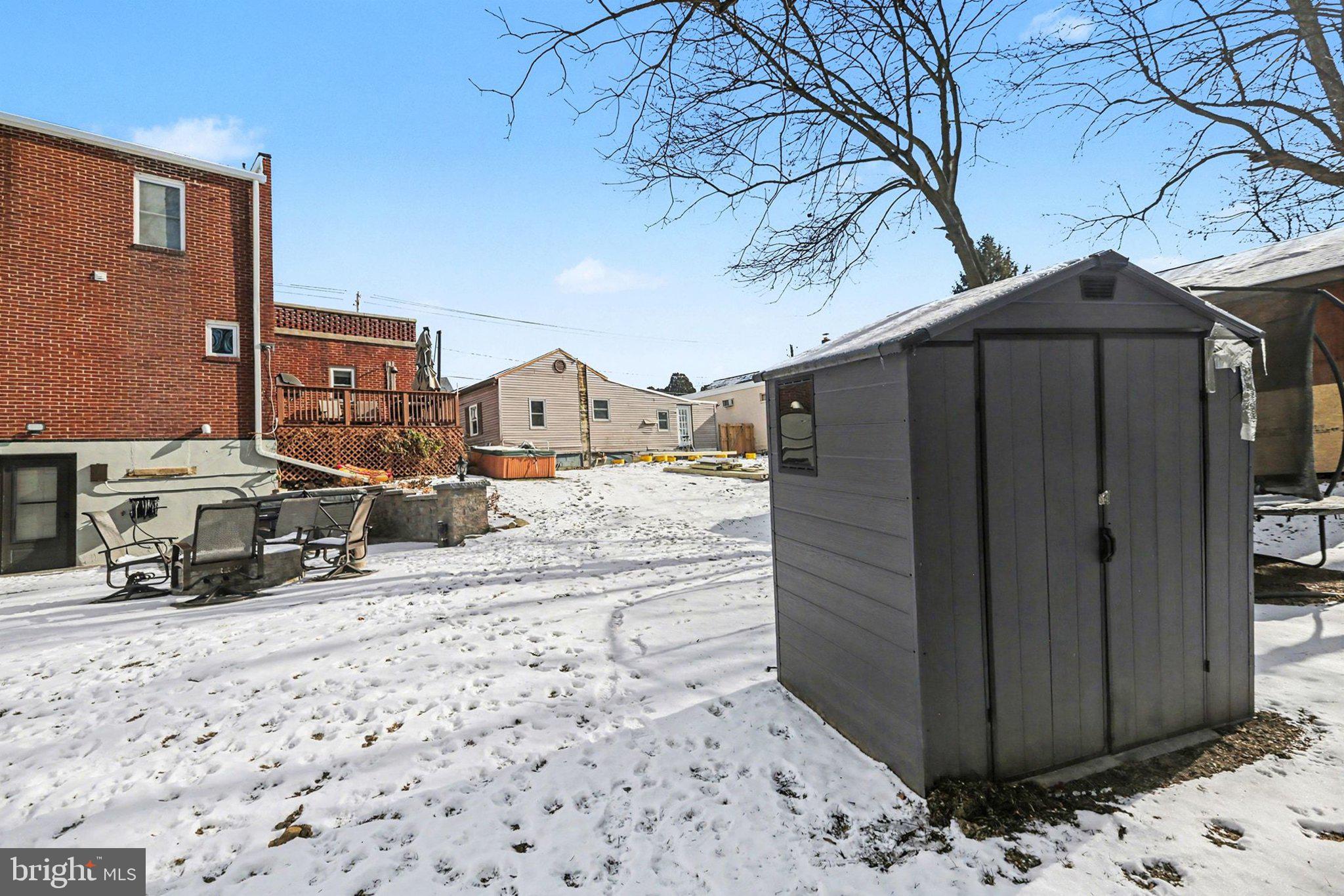 EAST PENNSBORO - Residential