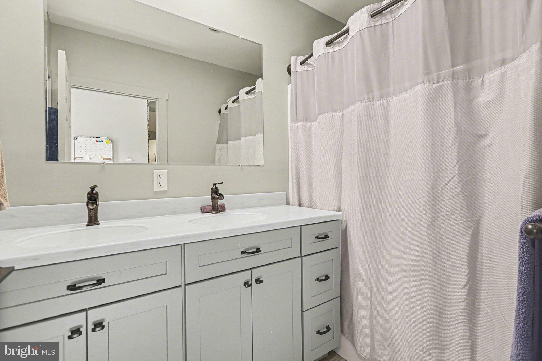 EAST PENNSBORO - Residential