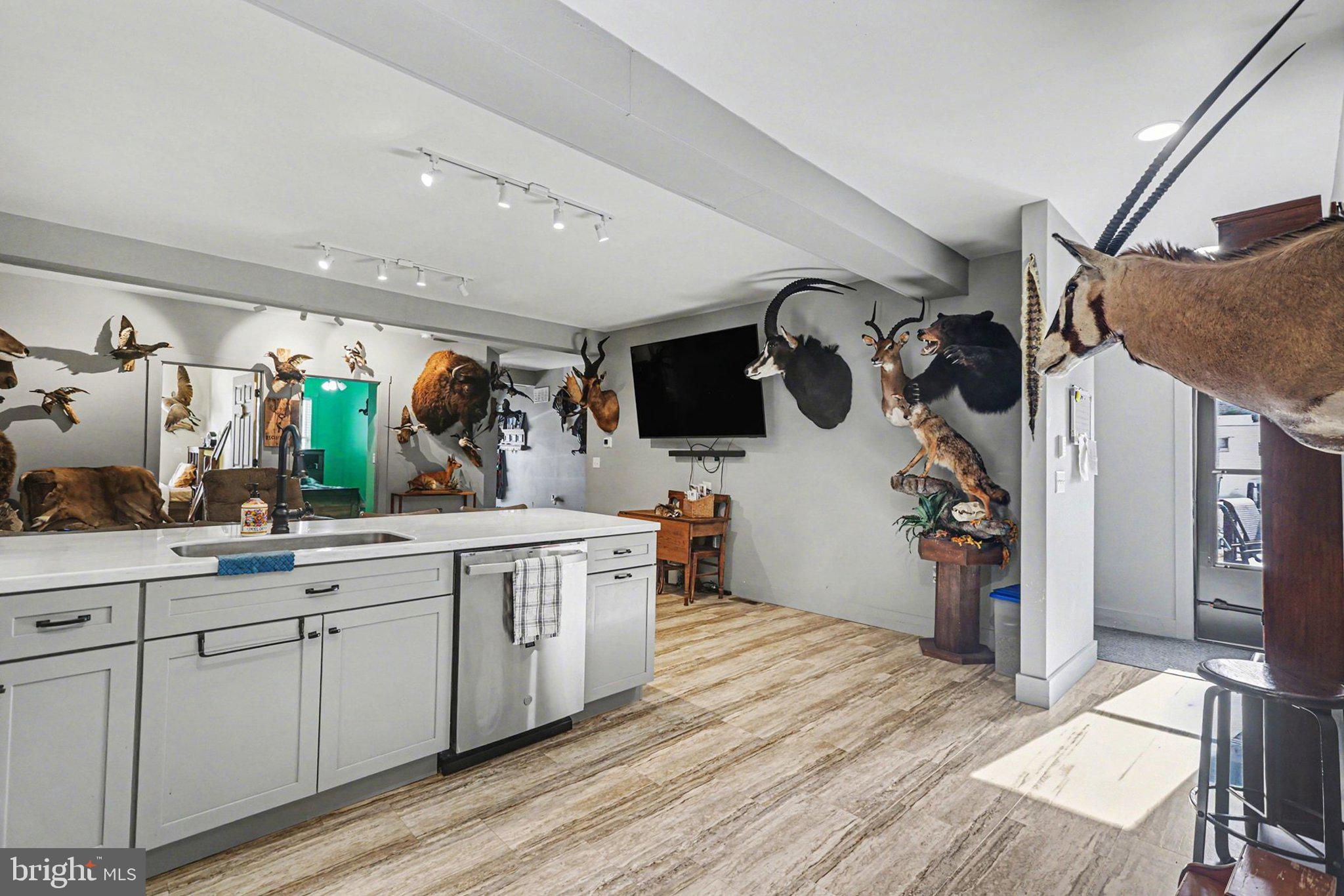 EAST PENNSBORO - Residential