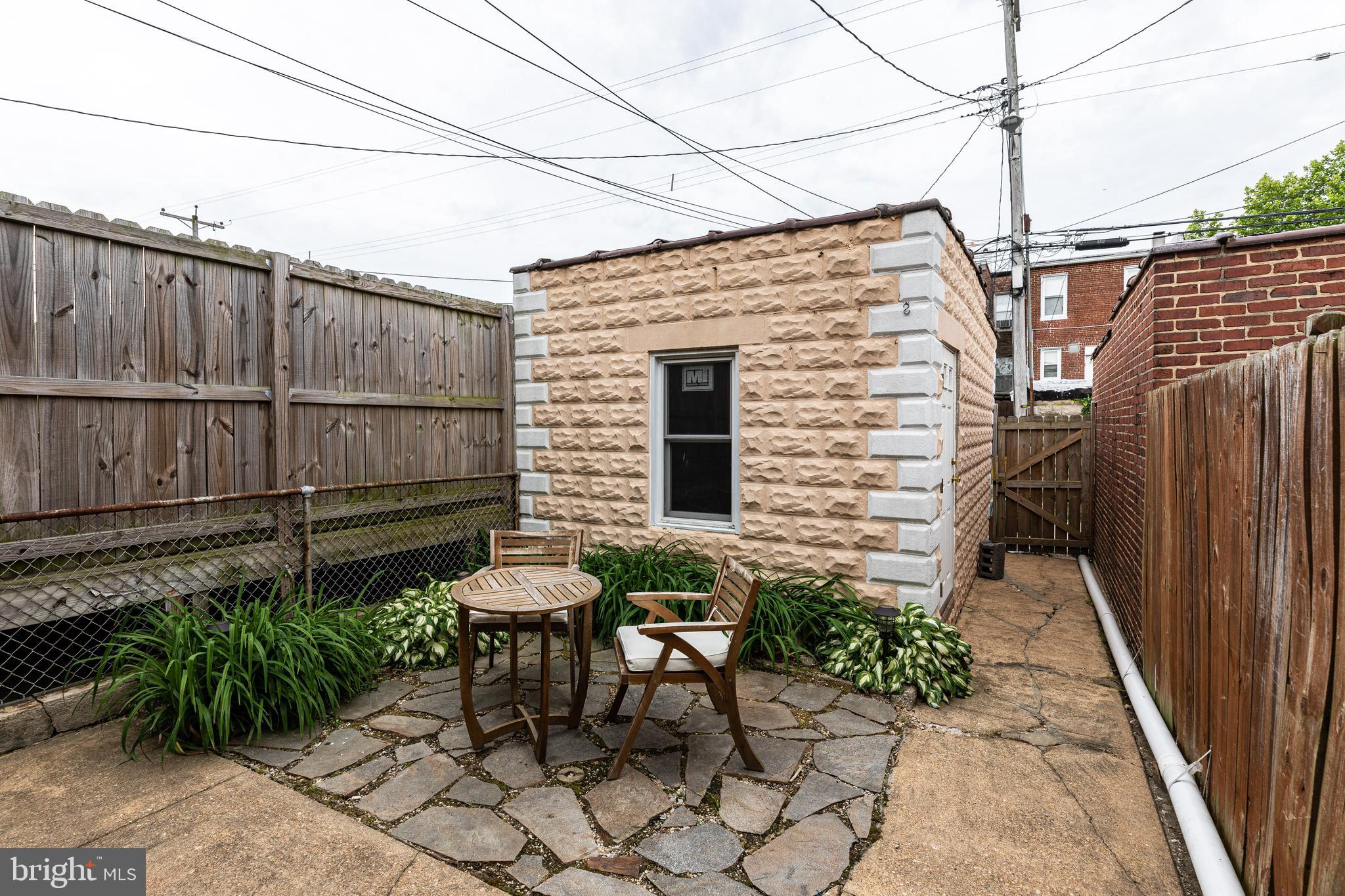 MAYFIELD - Residential