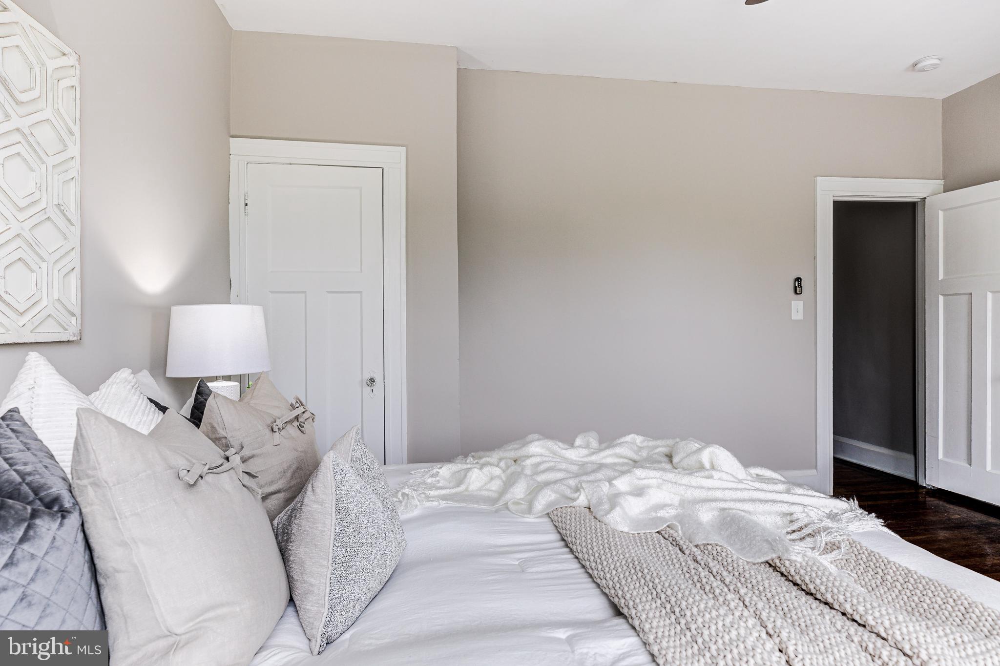 MAYFIELD - Residential