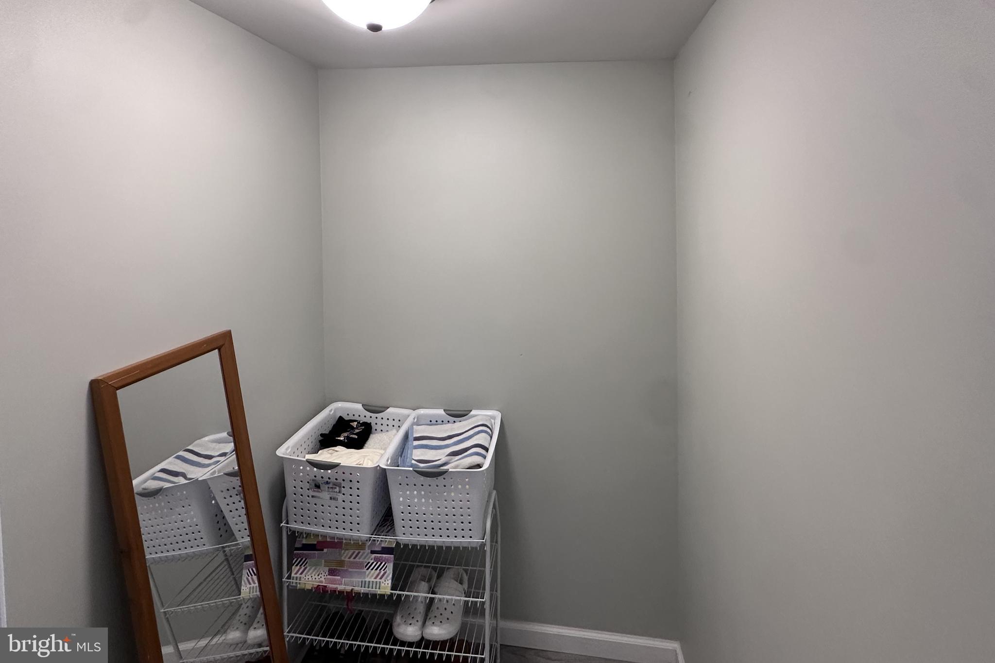 SUNSHINE MOBILE HOME PK - Residential