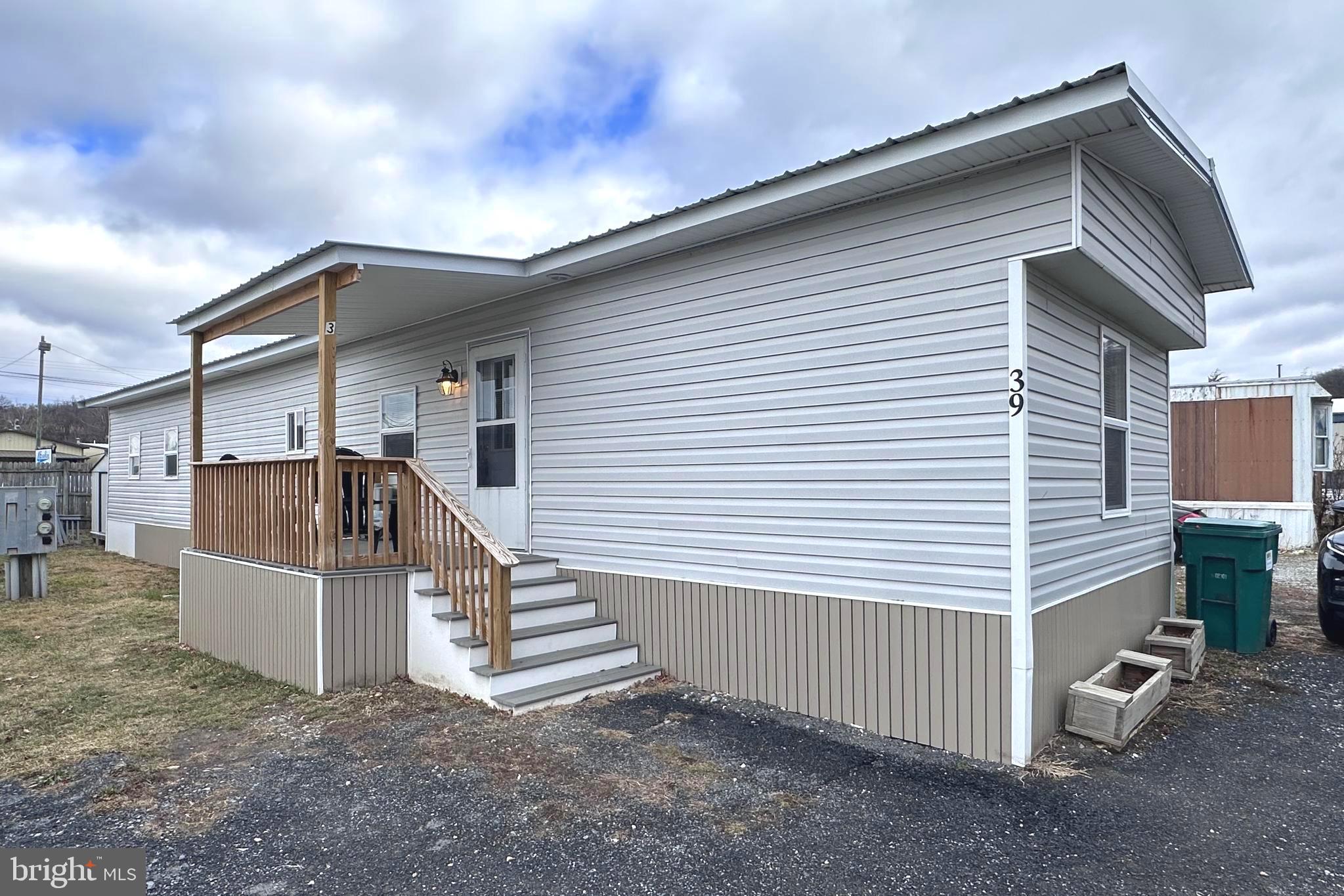 SUNSHINE MOBILE HOME PK - Residential