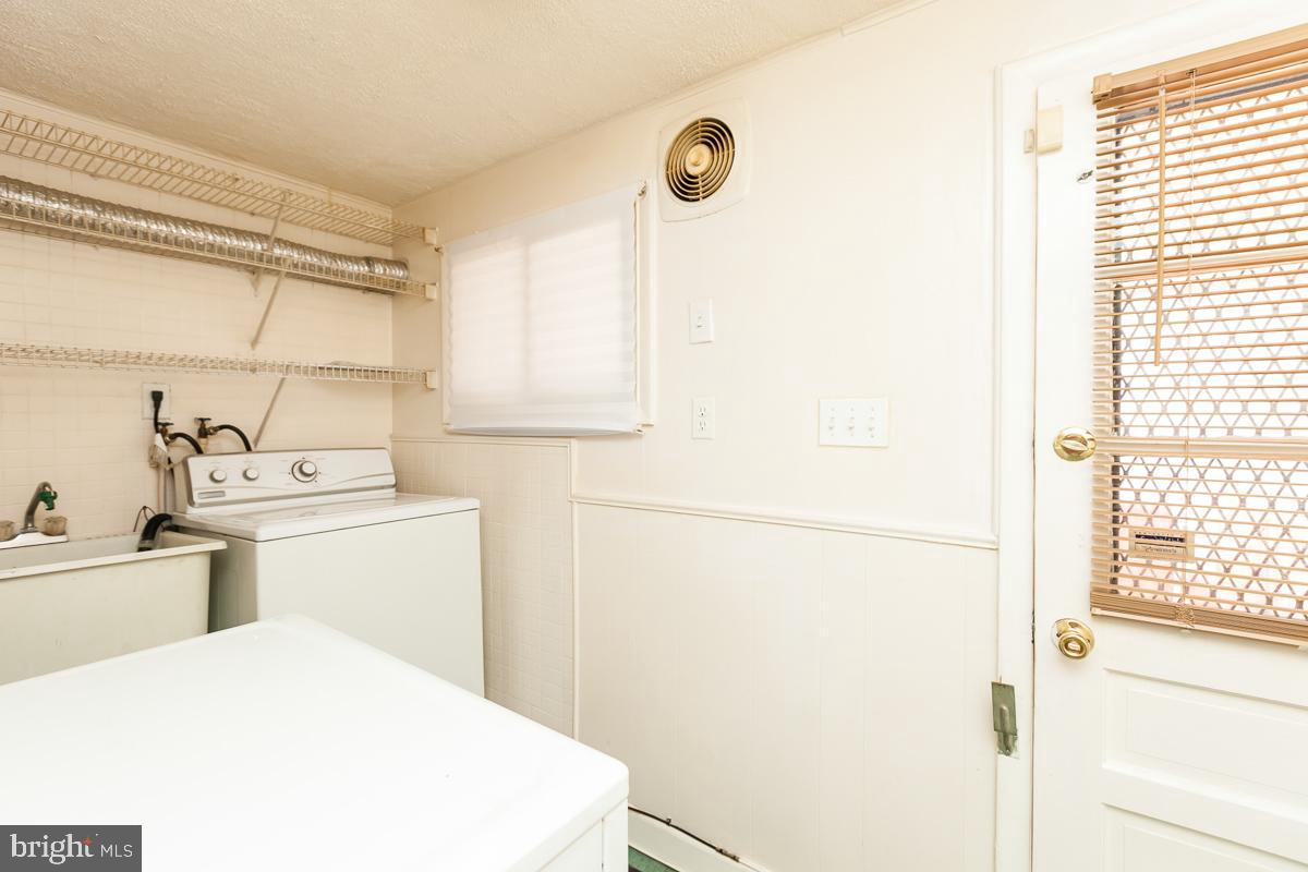 WASHINGTON VILLAGE - Residential