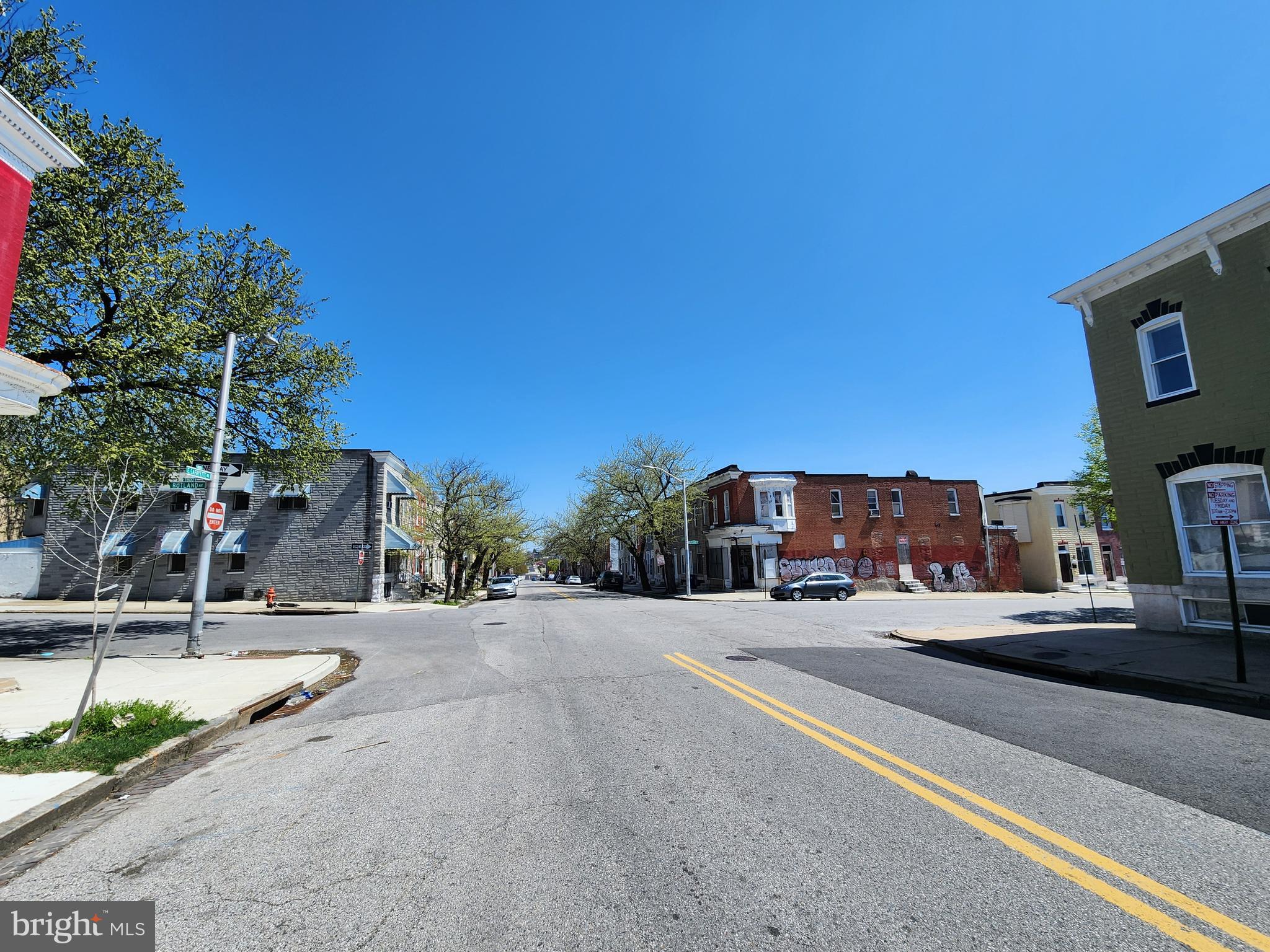 BROADWAY EAST - Residential