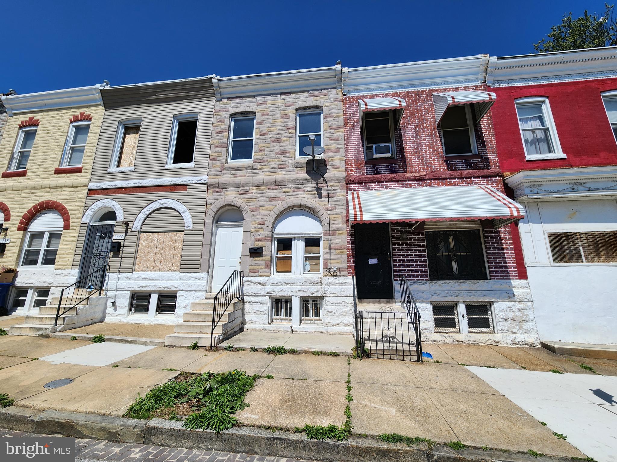 BROADWAY EAST - Residential