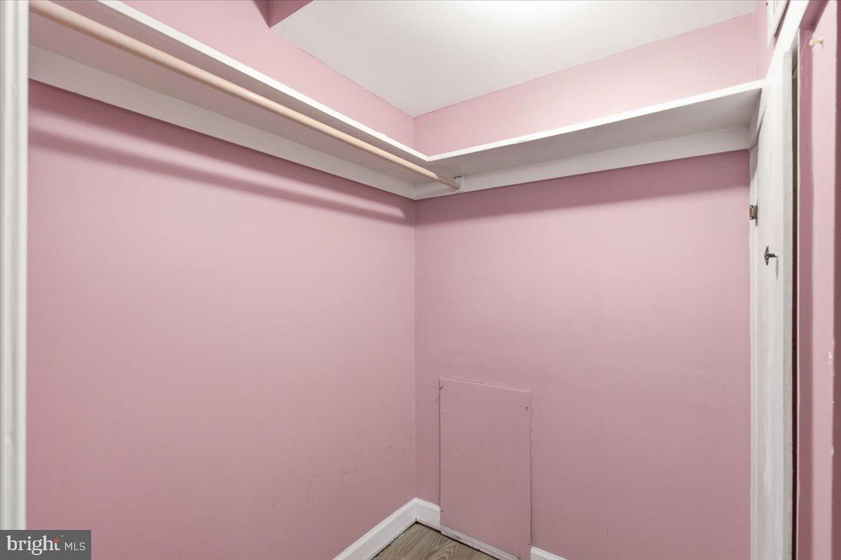 CHELSEA WOODS CONDO - Residential