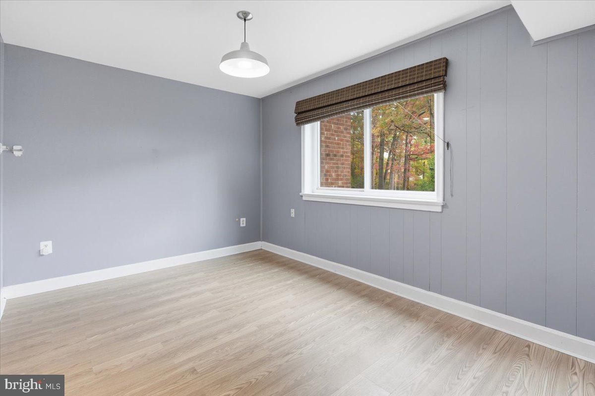 CHELSEA WOODS CONDO - Residential