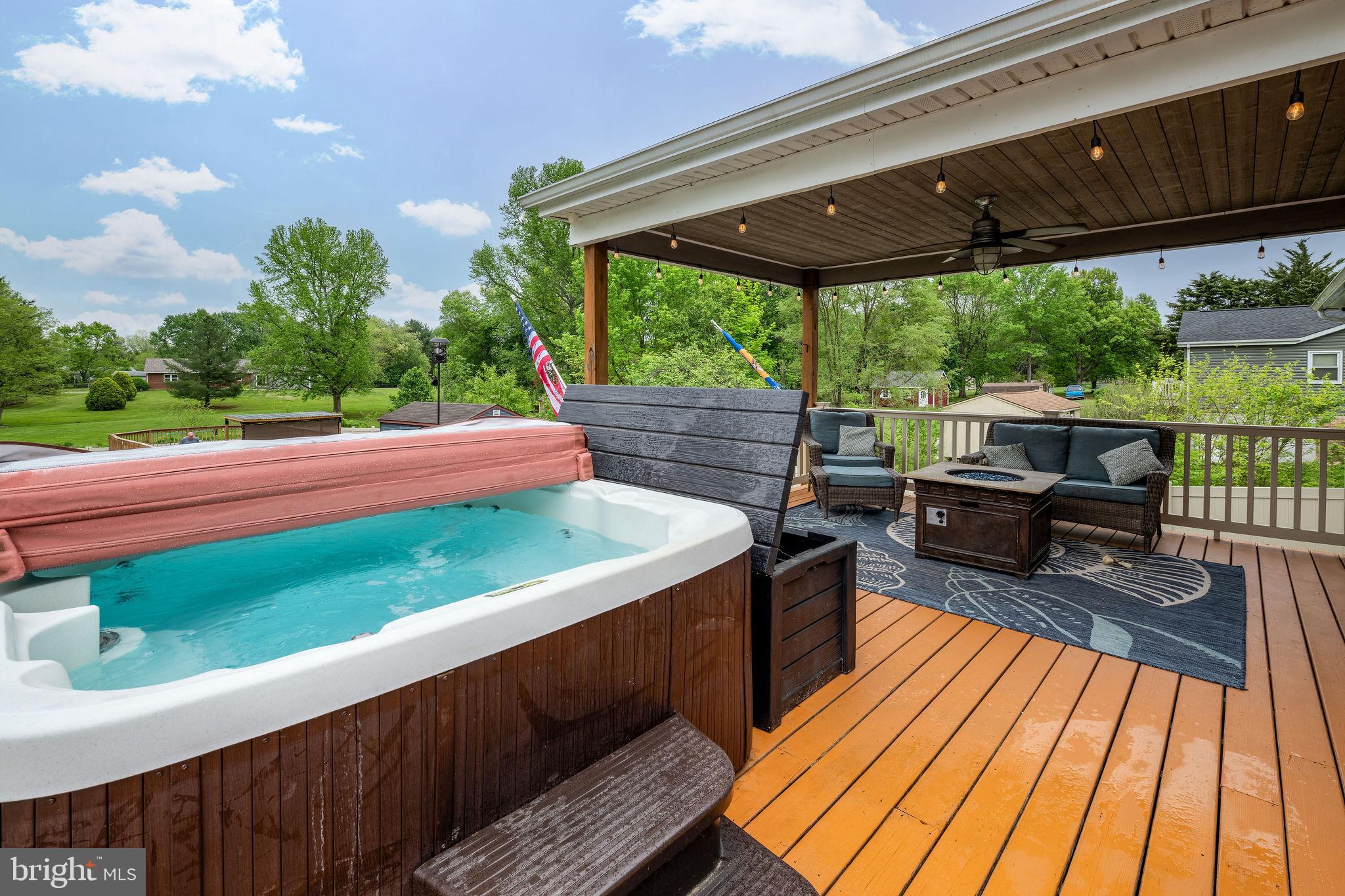 MELODY MEADOWS - Residential