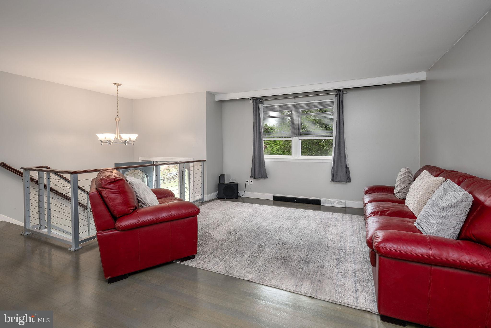 MELODY MEADOWS - Residential