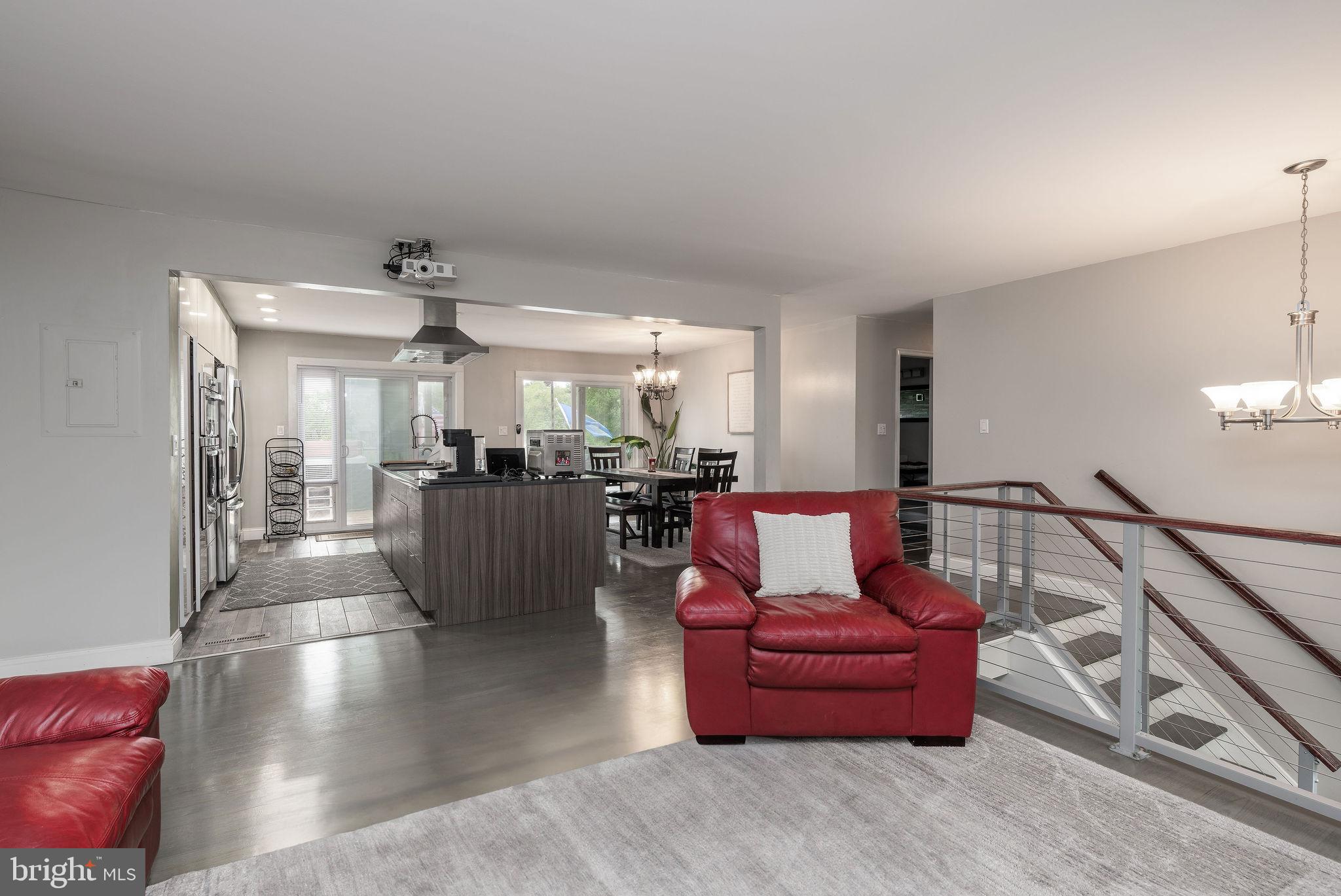 MELODY MEADOWS - Residential