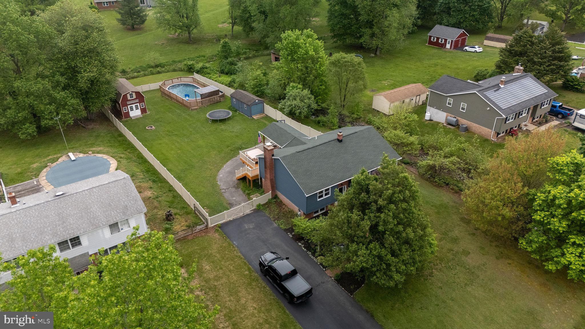 MELODY MEADOWS - Residential