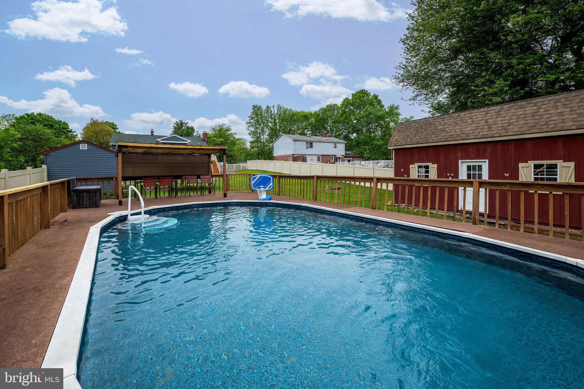 MELODY MEADOWS - Residential