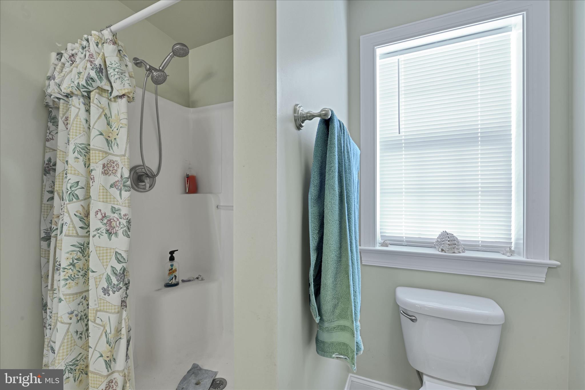 CREEK HILL - Residential