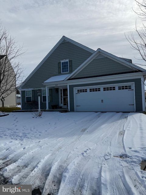 425 JOY CIRCLE LEOLA PA 17540
